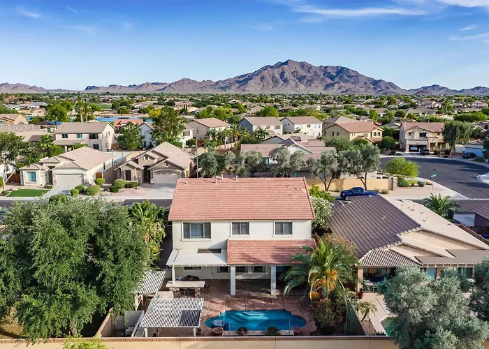 Holiday home Spacious 5br W Pool For Getaway For Family Gilbert