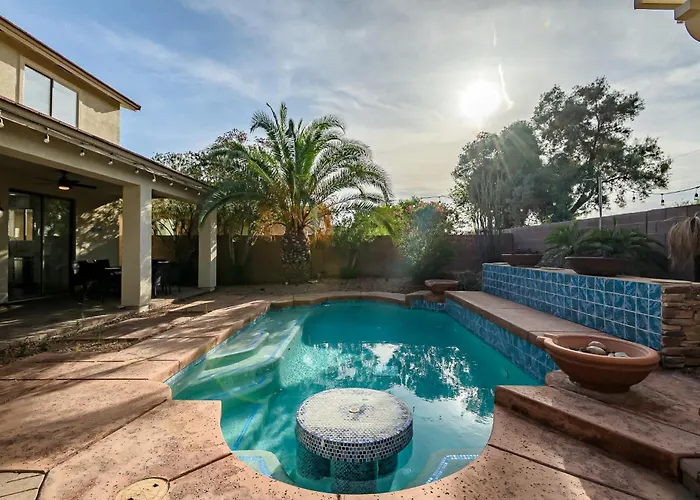 Spacious 5br W Pool For Getaway For Family Gilbert