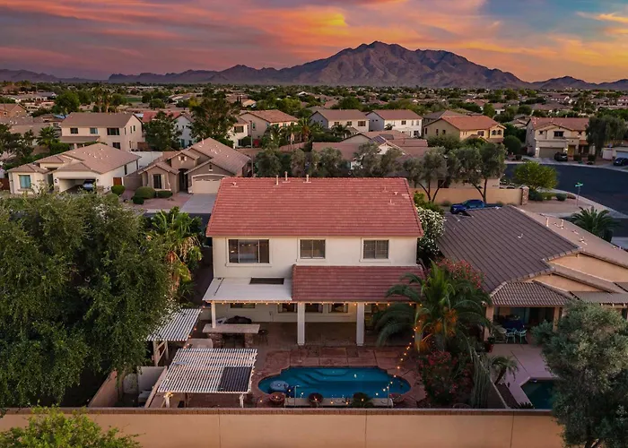 Holiday home Spacious 5br W Pool For Getaway For Family Gilbert