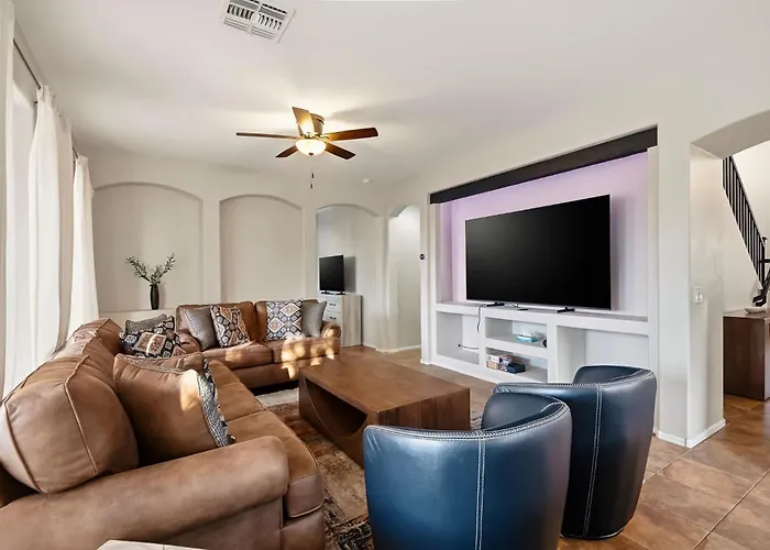 Spacious 5br W Pool For Getaway For Family